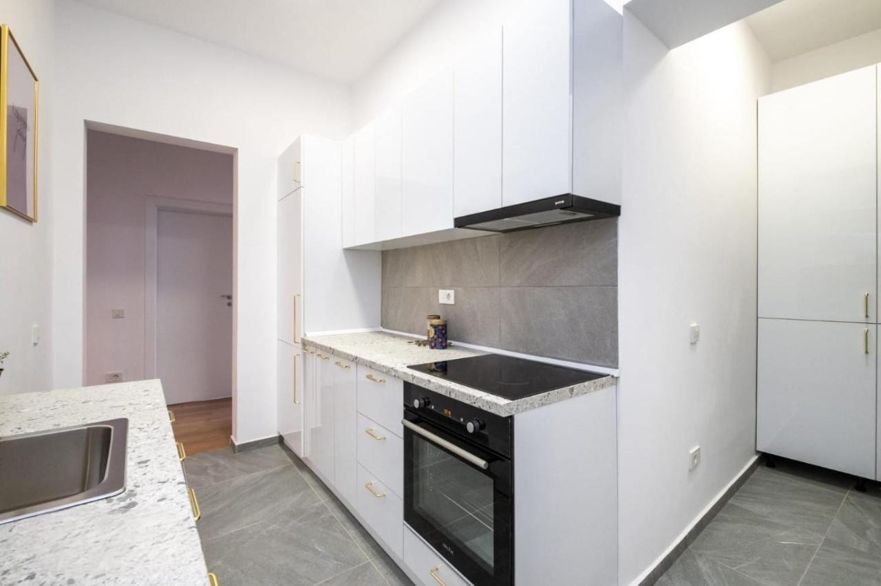 Gorgeous Bucharest Apartments Old Town Екстер'єр фото