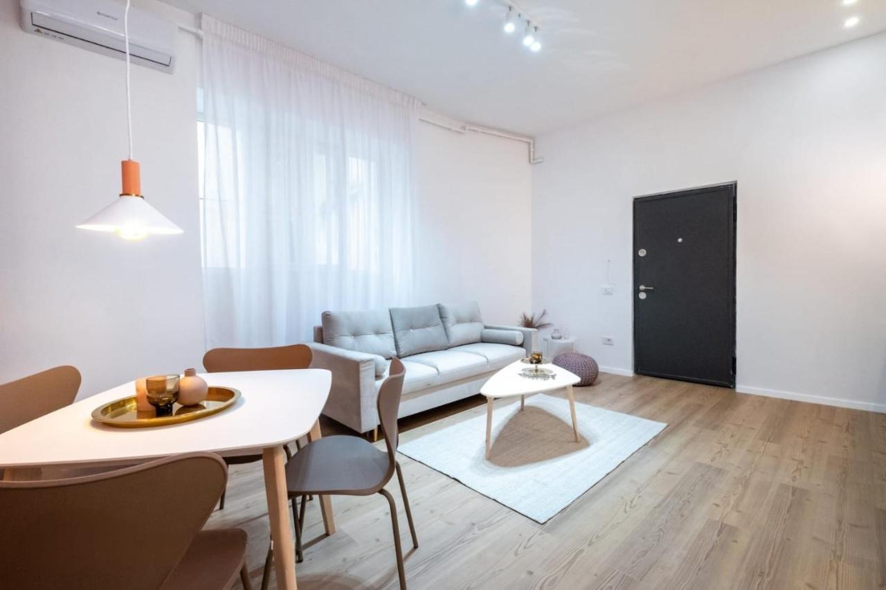 Gorgeous Bucharest Apartments Old Town Екстер'єр фото