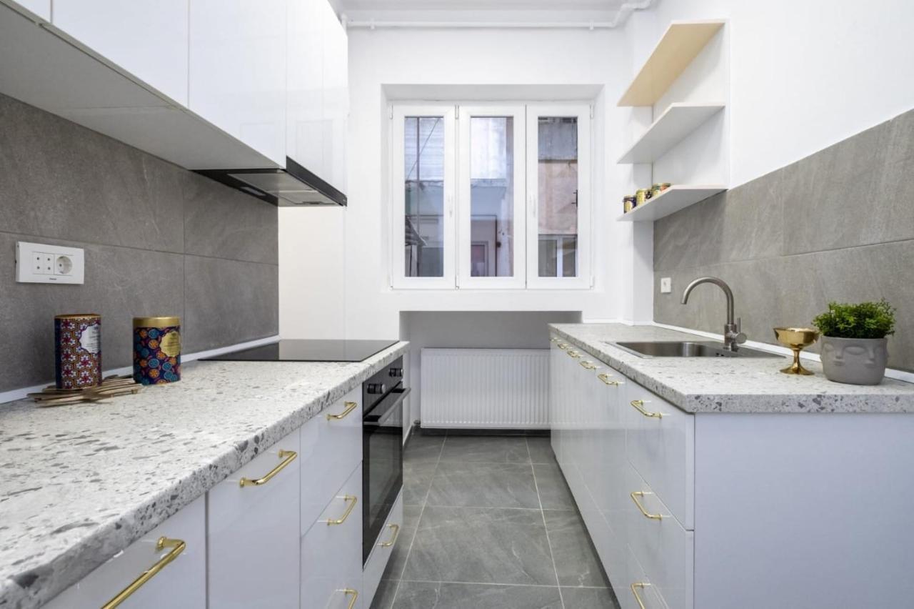 Gorgeous Bucharest Apartments Old Town Екстер'єр фото